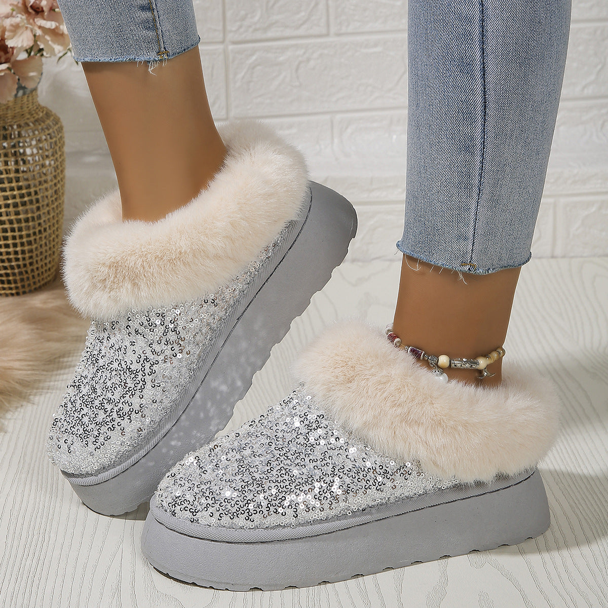 Fashion Sequined Thick-soled Plush Shoes