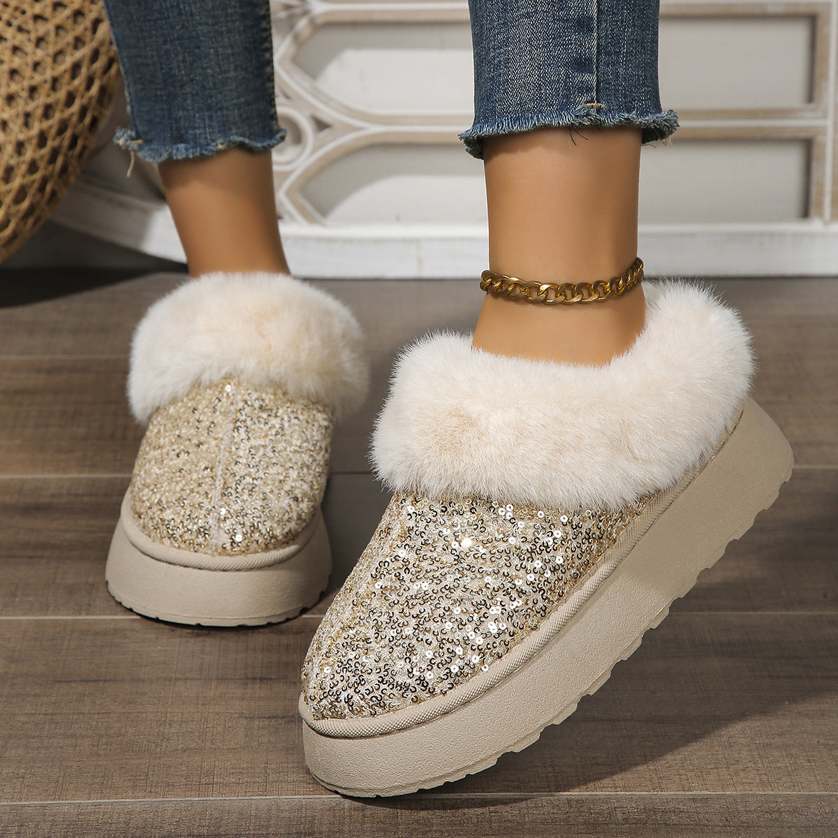 Fashion Sequined Thick-soled Plush Shoes