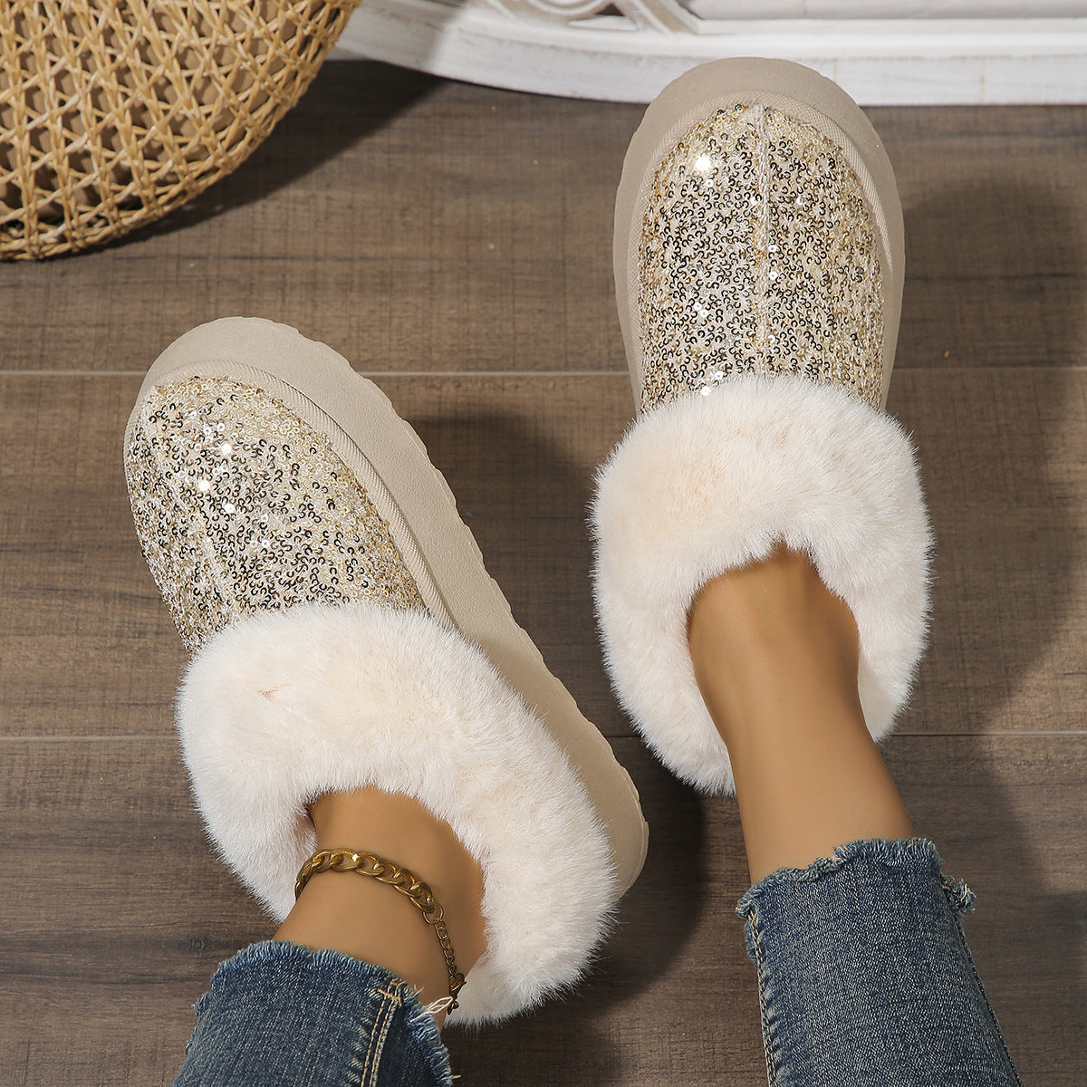 Fashion Sequined Thick-soled Plush Shoes