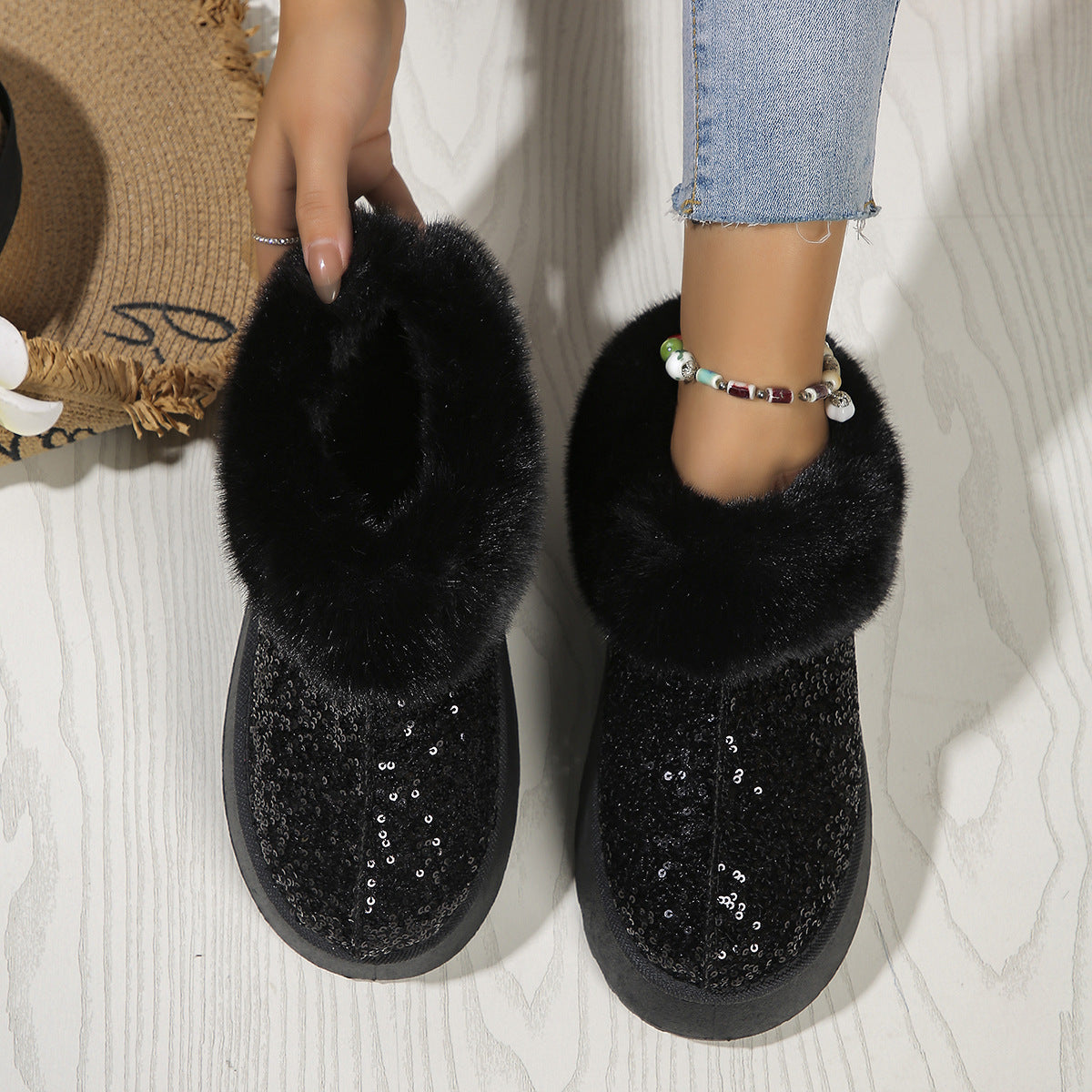 Fashion Sequined Thick-soled Plush Shoes